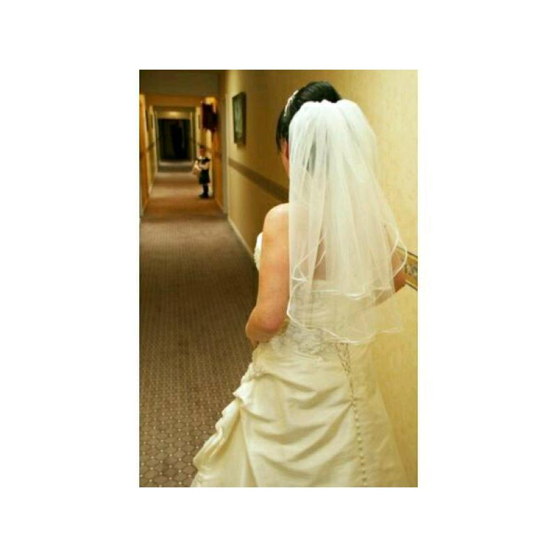 Mark Lesley wedding Dress