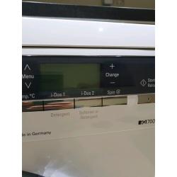 Seimens iq700 spares or repair