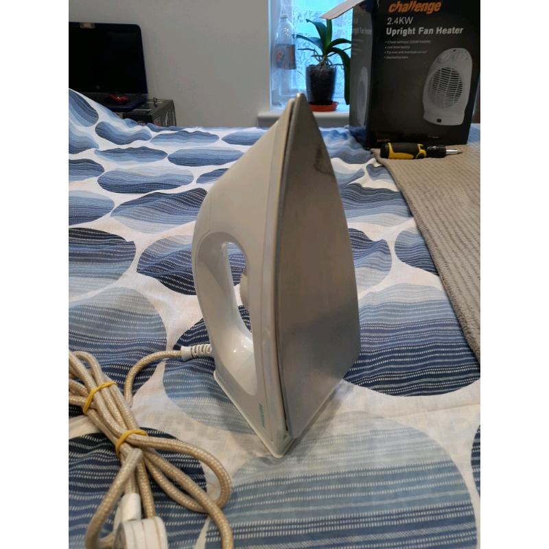PHILIPS TYPE HI 108/B DRY IRON 1100WATTS MAX