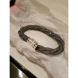 NEW AVON sage mesh bracelet