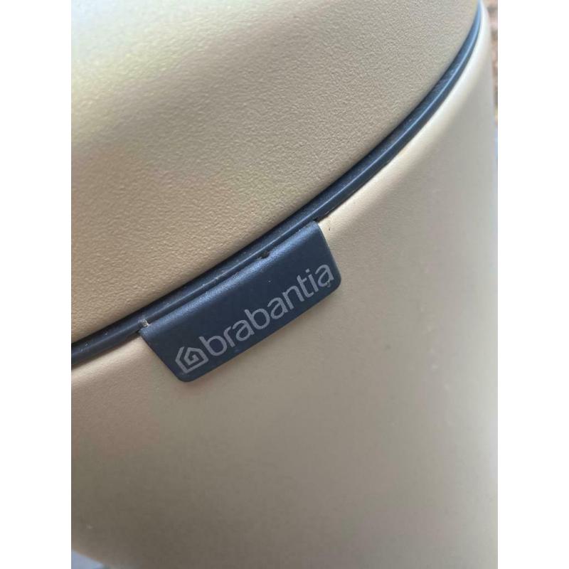 Brabantia 30L Pedal Bin - Almond
