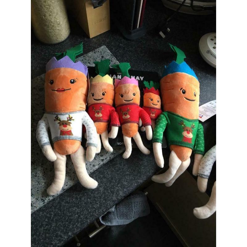 Kevin The Carrot Family BNWT 2020 Aldi