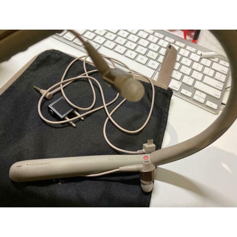 sony noise cancelling wireless earphone wi1000x beige