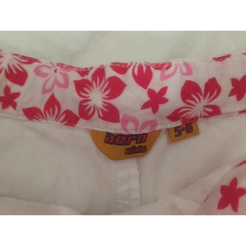 Girls 3/4 length jeans age 5-6yrs