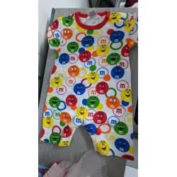 Baby clothes upto 9months