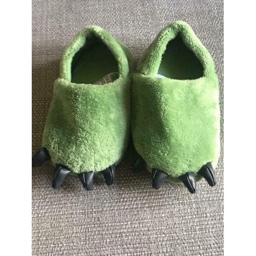 Kids Monster Claw Slippers NEW
