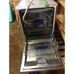 Siemens Freestanding Dishwasher Model SD6P1S