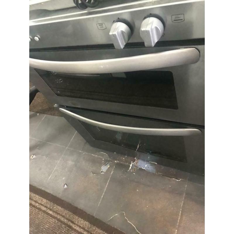 Stainless steel new world 70cm by 60cm integrated grill & gas ovens good condition with guarantee