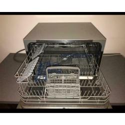 Countertop dishwasher