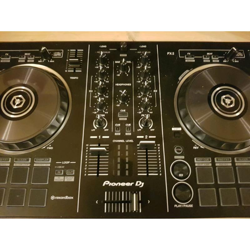 Pioneer DDJ-RB Contoller