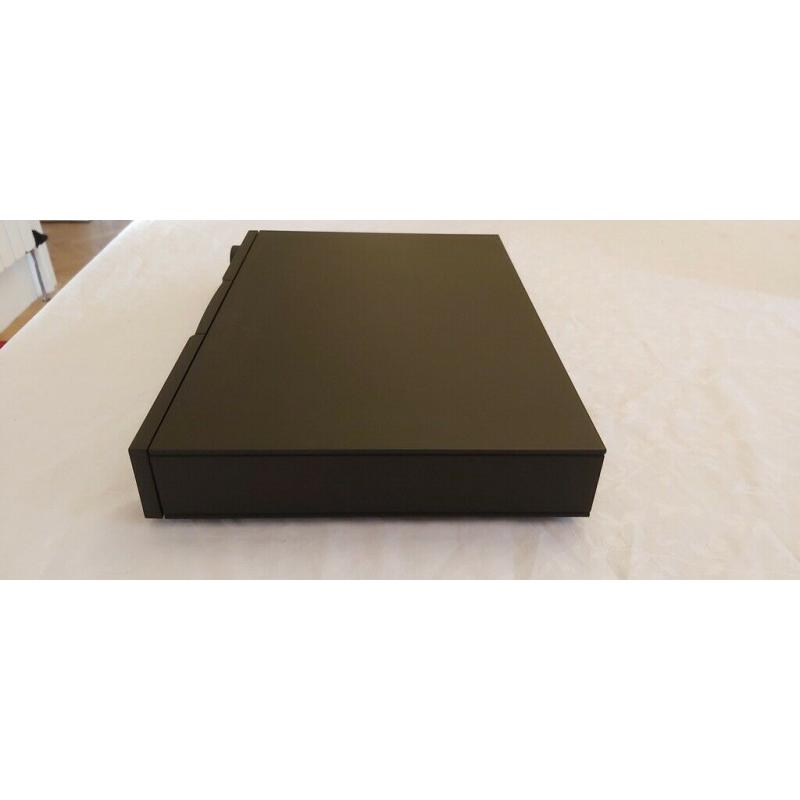 Naim Nait 5si integrated amplifier bought in 2017, great condition, ?700