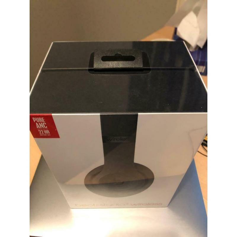 Beatsstudio3 wireless headphones