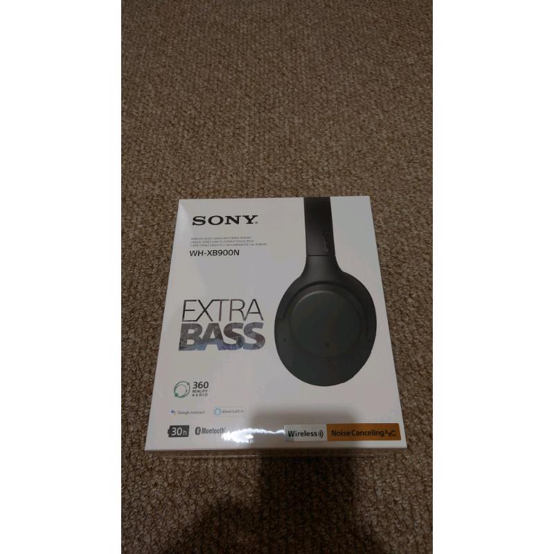 Sony WH-XB900N new!sealed from Amazon