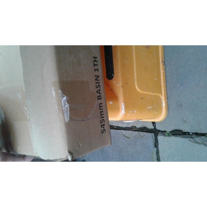 Still in box wash hand basin and matching pedestal