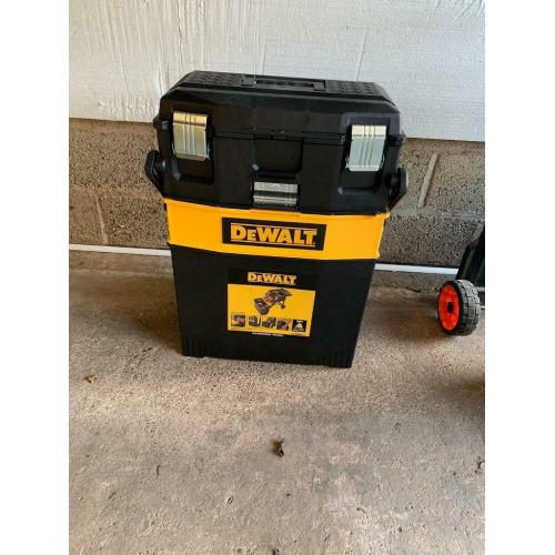 Dewalt tool box