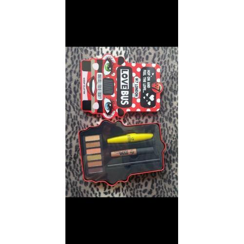 W7 make up set in tin
