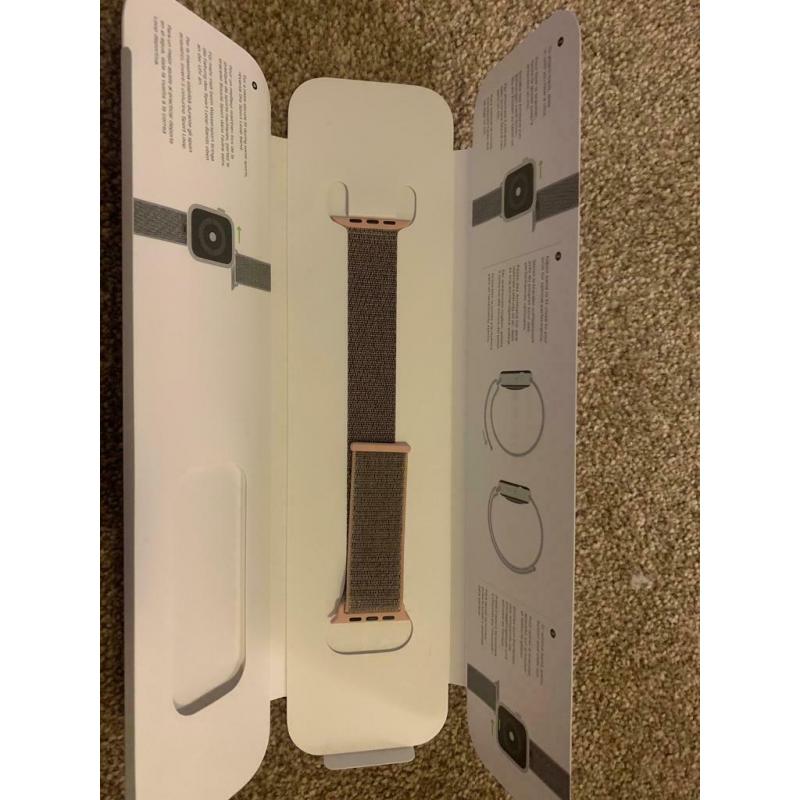 Original Apple Watch Sport Loop. Pink.