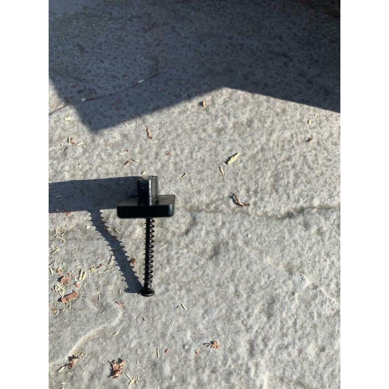 Composite decking clips