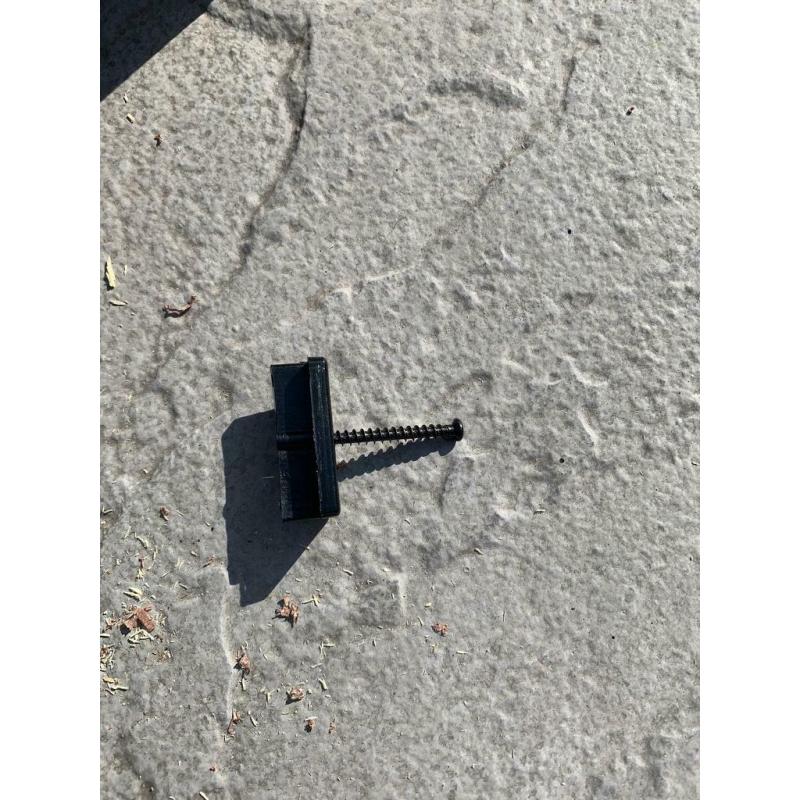 Composite decking clips