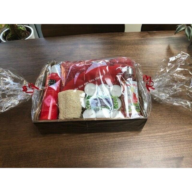 Hamper/Gift set: Rituals Shower, L?Occitane Oil, M&S Scarf, Sponge, Tea Lights. New. Collect Fulham
