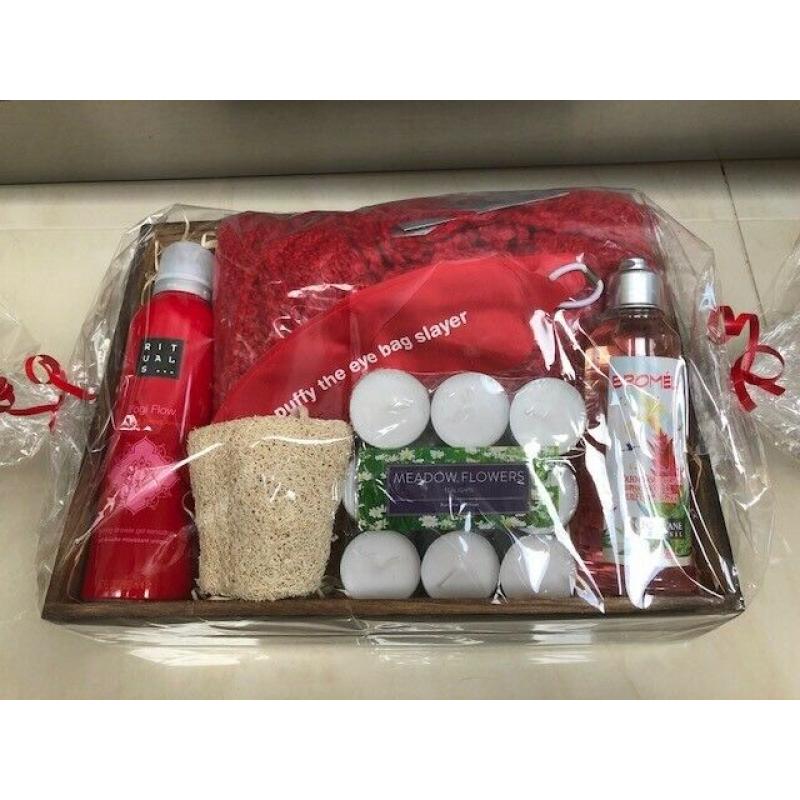 Hamper/Gift set: Rituals Shower, L?Occitane Oil, M&S Scarf, Sponge, Tea Lights. New. Collect Fulham