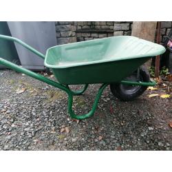 Wheelbarrow HD nearly new