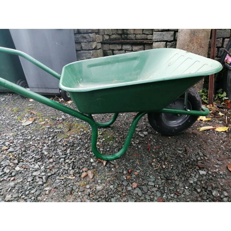 Wheelbarrow HD nearly new