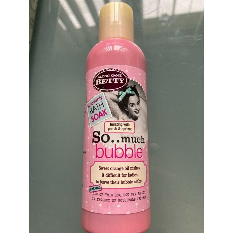 Soap & And Glory The Scrub 200ml, Bubble Bath, Set of Soap, Salt, Scrub