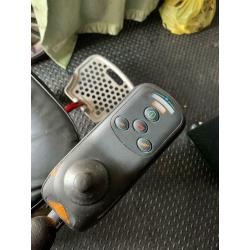 Electric wheelchair
