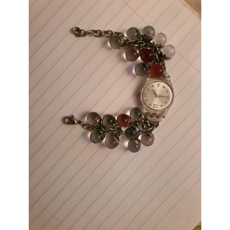 LADIES SWATCH MINI Quartz Watch Green and red RARE