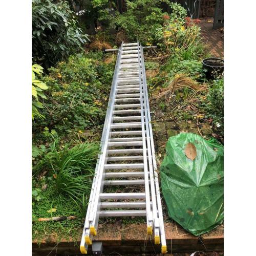 9.9m triple section extension ladder