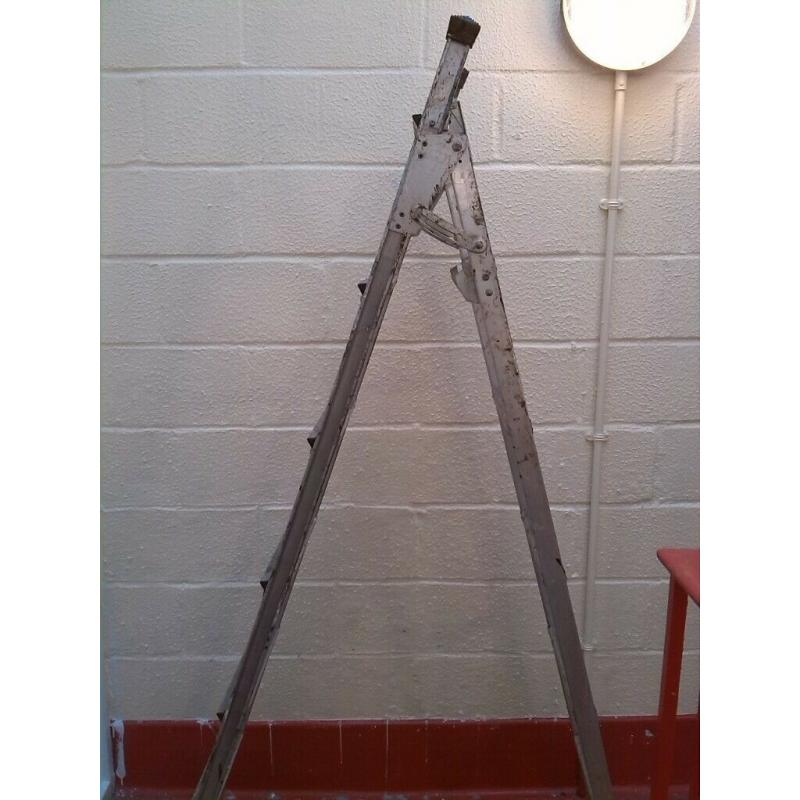 Black and Decker 3 In 1 Step Ladder In Good Condition