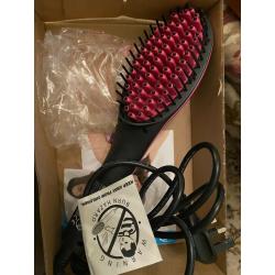 Boxed as new JML Simply Straight Heated Ceramic Brush.