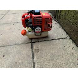 Mitox 28LRH long reach hedge trimmers