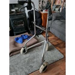 3 wheel walker
