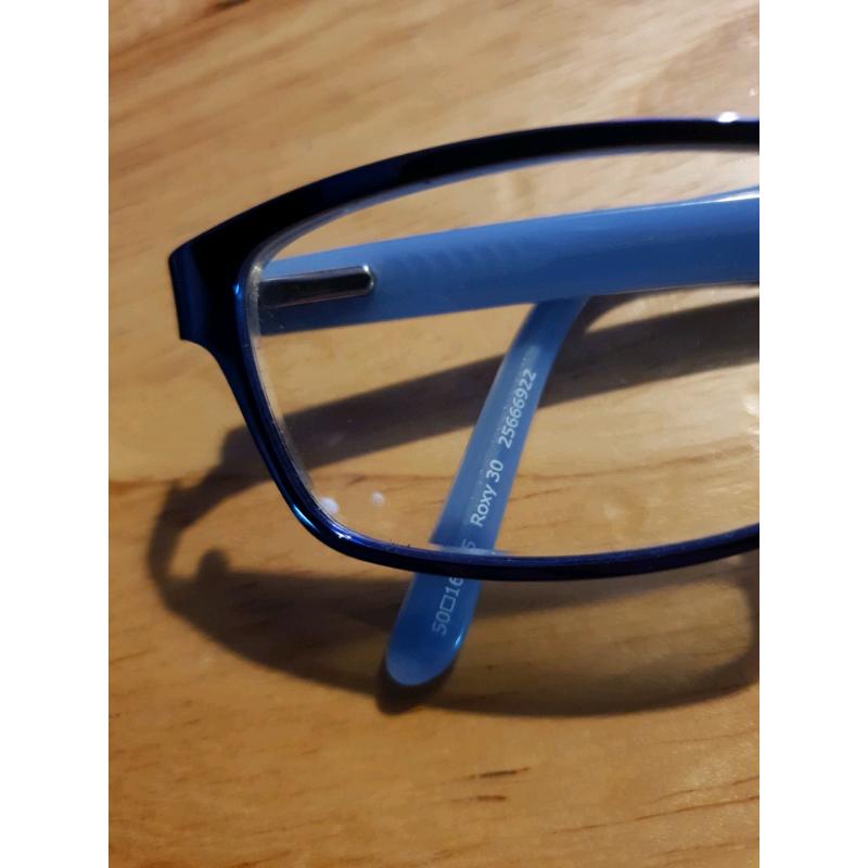 Roxy 30 blue designer glasses