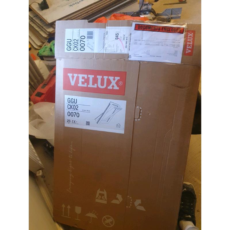 velux window 55xm x78 cm