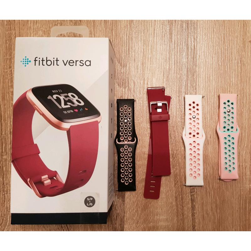 Fitbit Versa including 5 straps