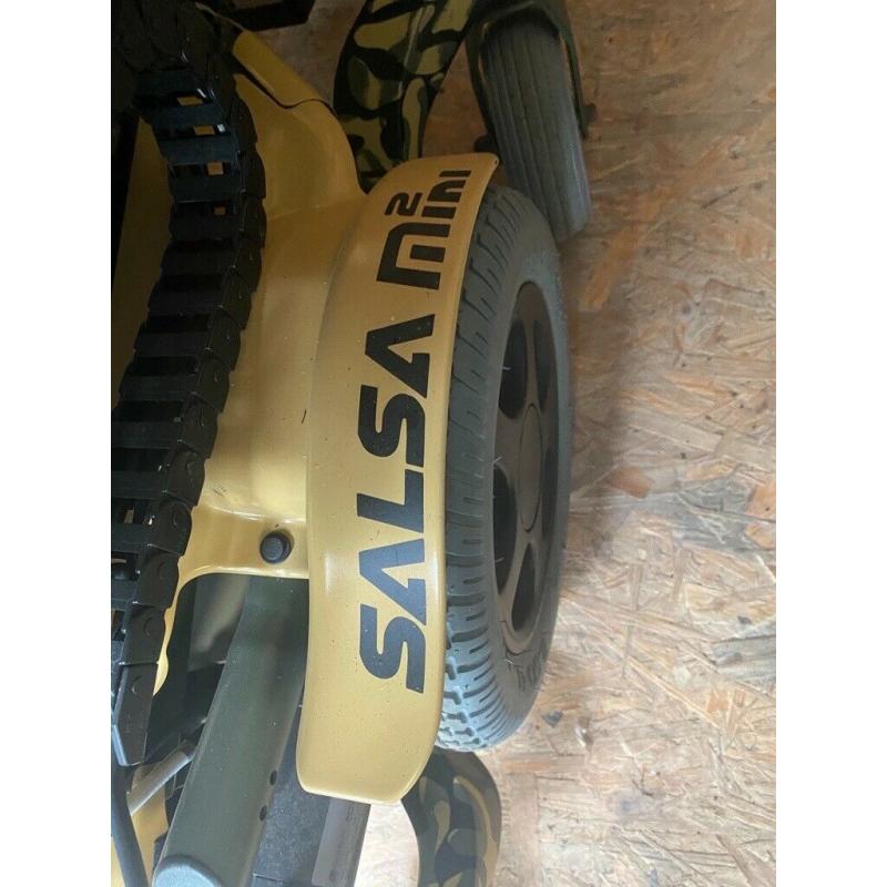 Electric wheelchair: Custom Salsa Mini M2