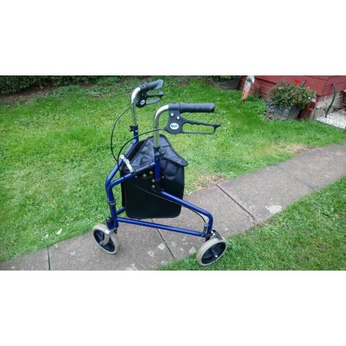 Nice clean days mobility walker with storage bag