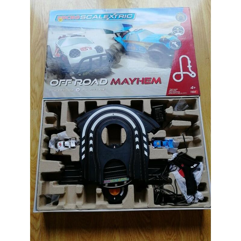 Micro Scalextric Off Road Mayhem (White Dune Buggy)