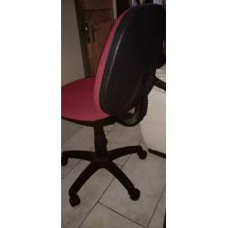 Office desk chair in good condition