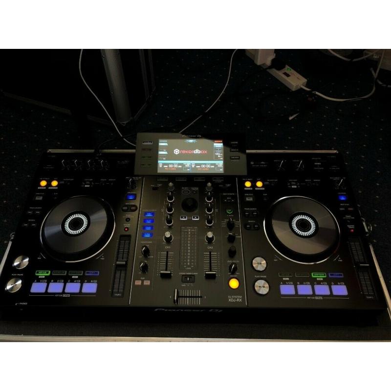 Pioneer XDJ-RX Standalone Controller with SwanFlight Flightcase