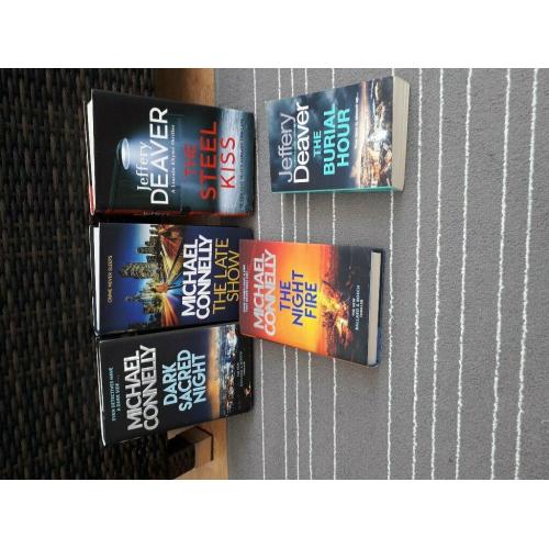 SELECTION OF 5 BOOKS MICHAEL CONNELLY,JEFFERY DEAVER ALL GOOD CONDITION