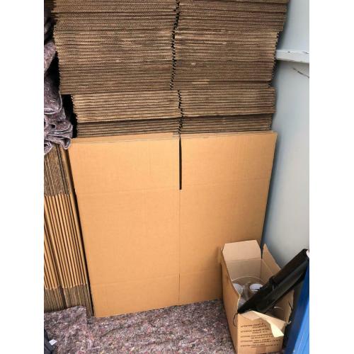 Strong house moving boxes and packaging