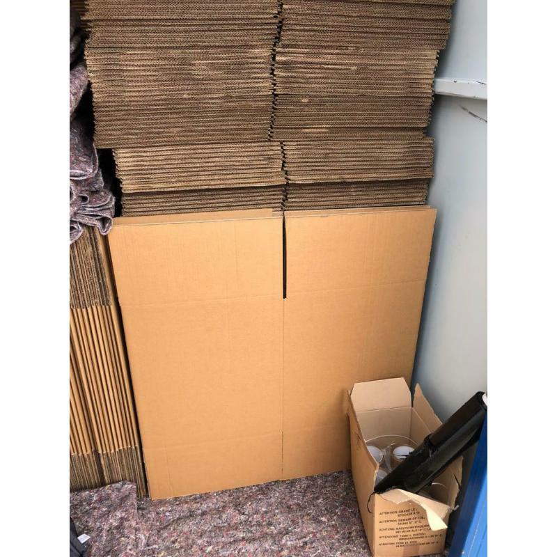 Strong house moving boxes and packaging