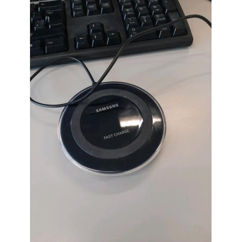 Samsung wireless fast charger