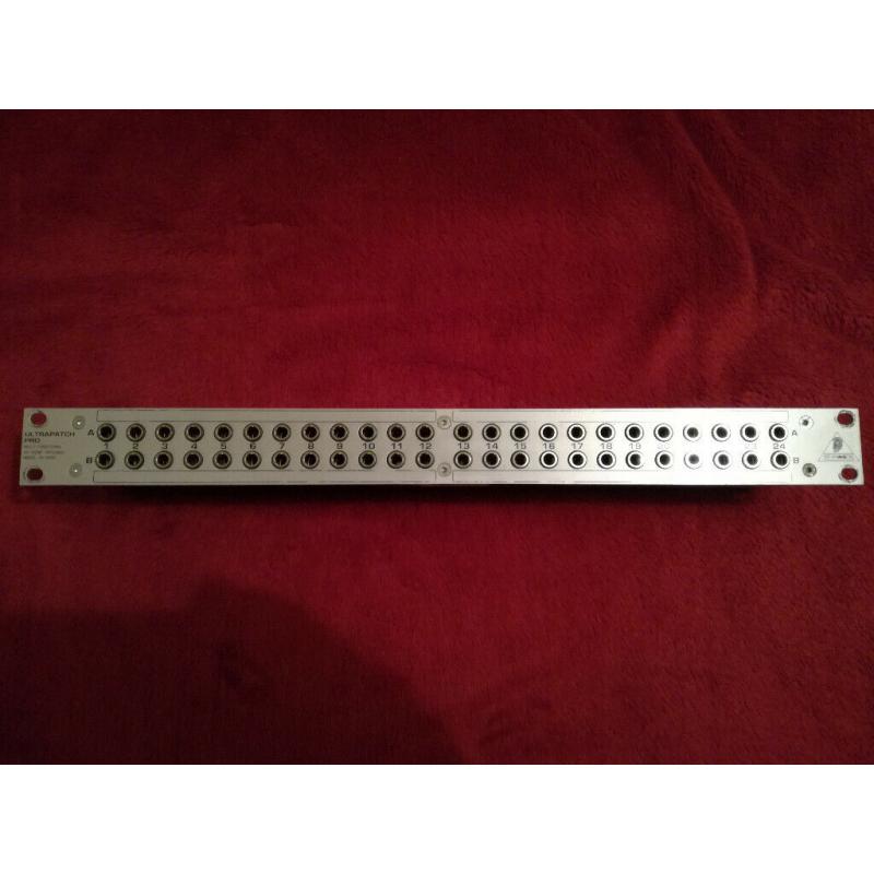 Behringer Ultrapatch Pro Model PX 2000 48 point patch bay used