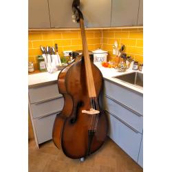 Double bass, luthier set-up, professional instrument. Doublebass.