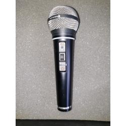 Bayer Dynamic wired microphone